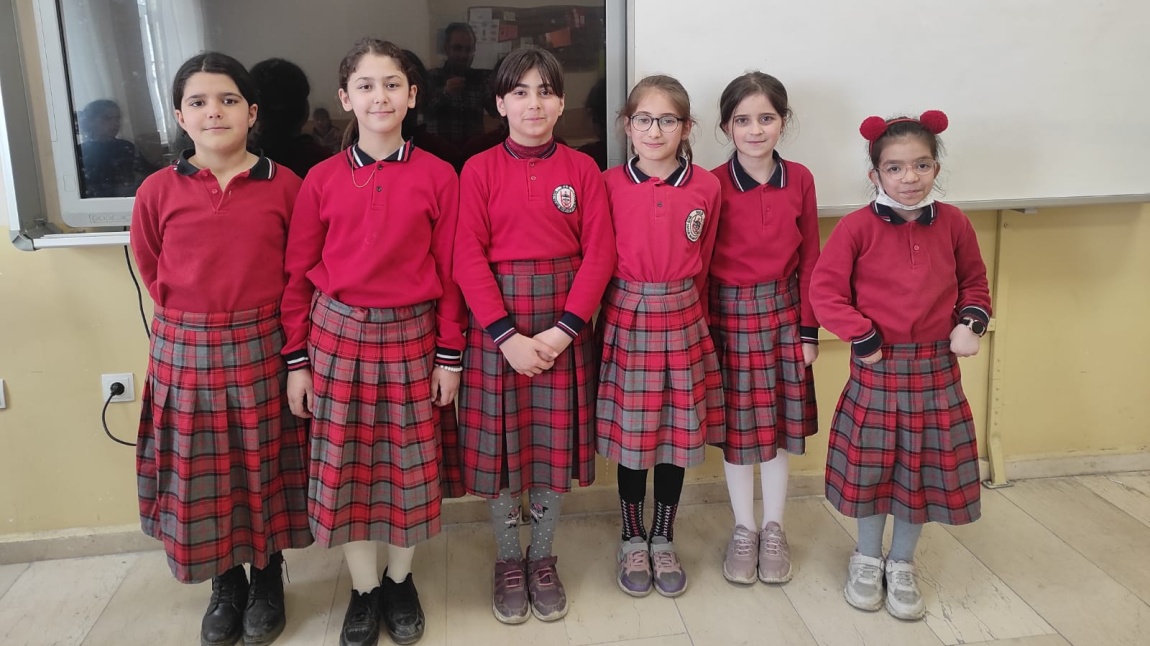 KIZ VE ERKEK ÖĞRENCİLERİMİZ İÇİN 2025/2026 EĞİTİM VE ÖĞRETİM SEZONUNDAN BAŞLAYARAK 4 YIL KULLANACAĞIMIZ YAZLIK VE KIŞLIK OKUL ELBİSELERİMİZ